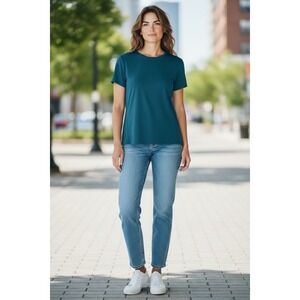 Athleta Women's Pullover Shirt Activewear Teal Size Medium